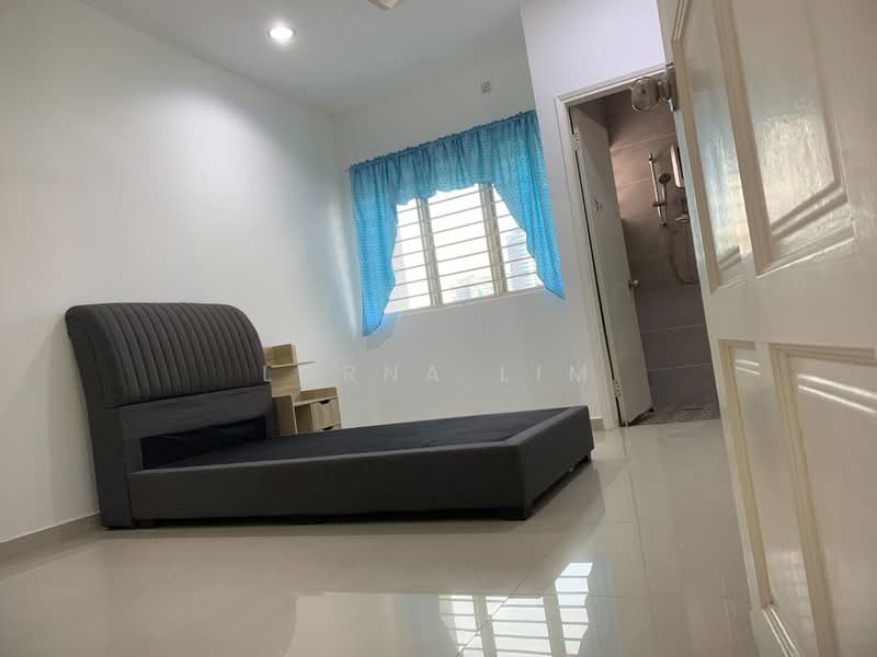 2-storey Terraced House for Rent in SS 20, Damansara Utama (Petaling Jaya) - Lorna Lim - Bedroom - PropertyGuru.com.my