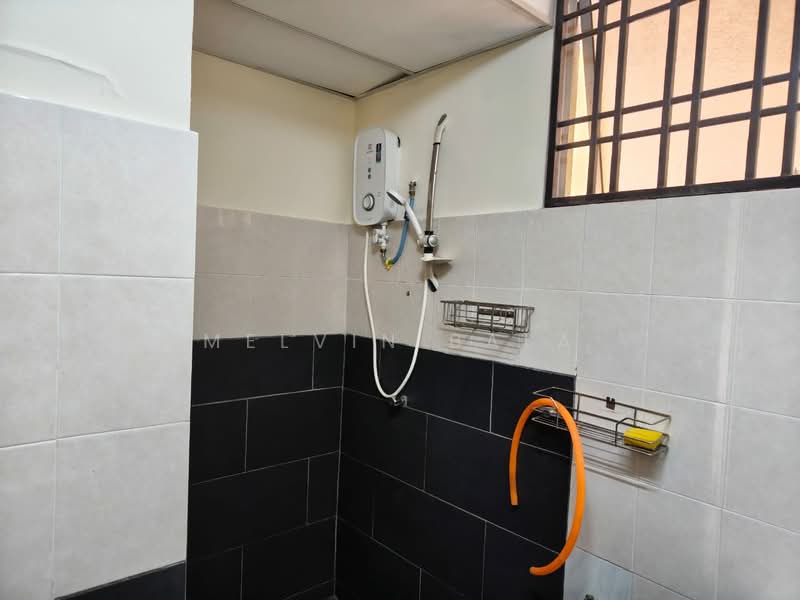 Platinum Hill PV 5 untuk Untuk Dijual - RM 385,000, Feb 2026 - Bathroom - PropertyGuru.com.my