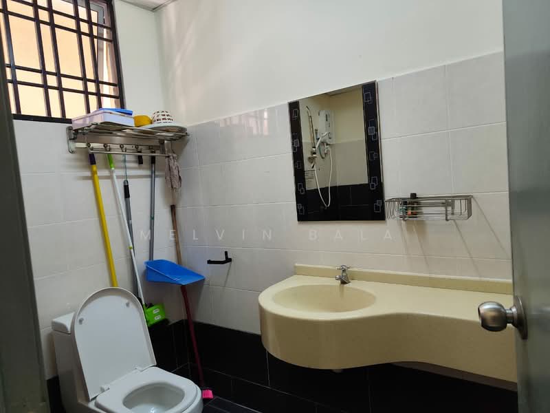Platinum Hill PV 5 untuk Untuk Dijual - RM 385,000, Feb 2026 - Bathroom - PropertyGuru.com.my