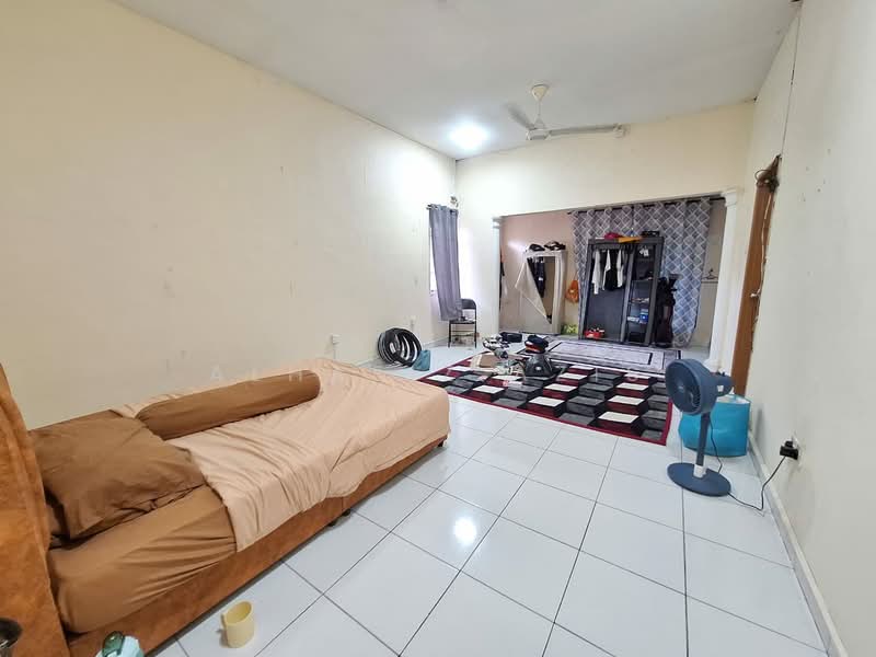 Bandar Baru Uda untuk Untuk Dijual - RM 1,700,000, Mac 2026 - Bedroom - PropertyGuru.com.my