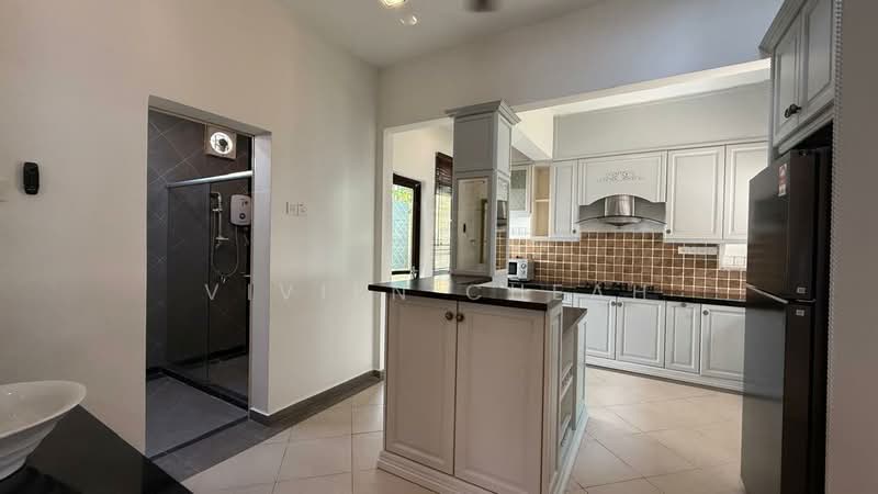 Bungalow for Rent in Batu Ferringhi (Penang) - Vivien Cheah - Kitchen - PropertyGuru.com.my