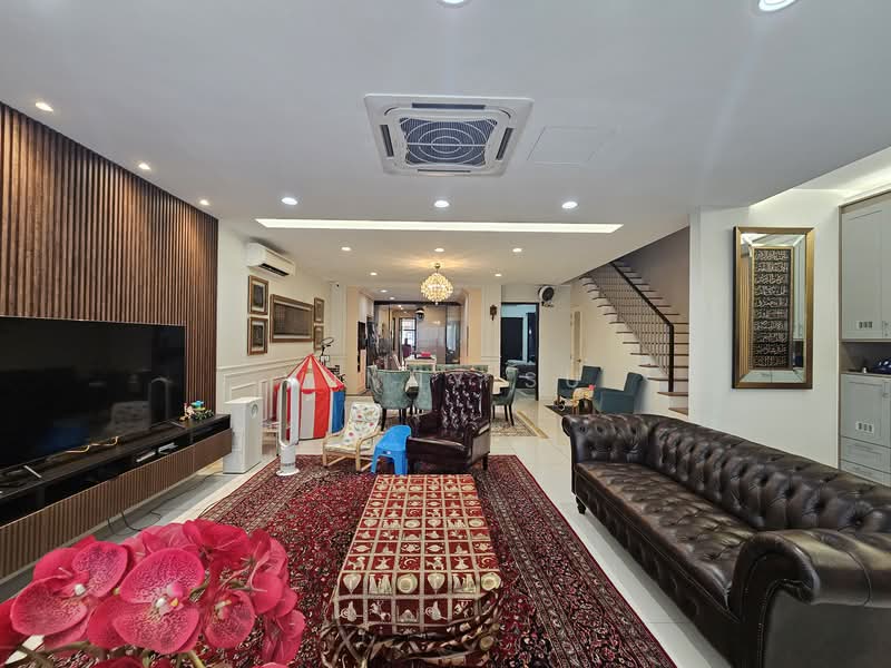 Bukit Jelutong untuk Untuk Dijual - RM 1,400,000, Mac 2026 - Living Room - PropertyGuru.com.my