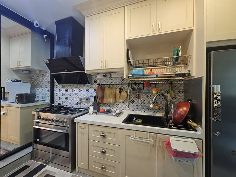 Bukit Jelutong untuk Untuk Dijual - RM 1,400,000, Mac 2026 - Kitchen - PropertyGuru.com.my