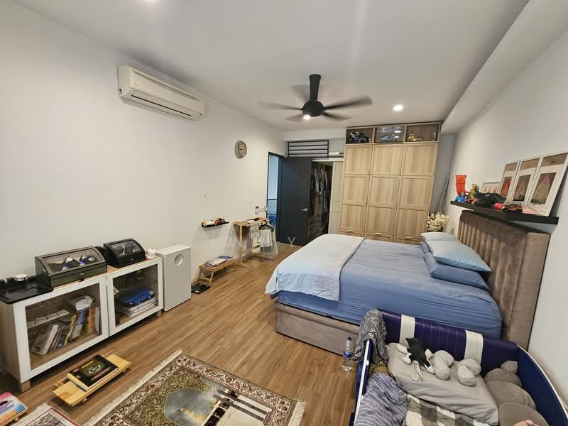 Bukit Jelutong untuk Untuk Dijual - RM 1,400,000, Mac 2026 - Bedroom - PropertyGuru.com.my
