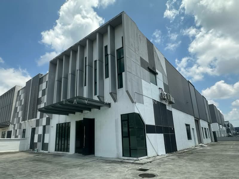 Kilang untuk Disewa di Eco Business Park 1 (Johor Bahru) - Tay Ai Ting - Exterior - PropertyGuru.com.my
