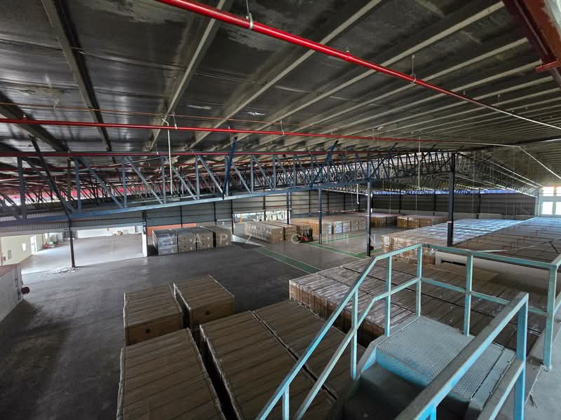 Warehouse for Rent in Bukit Jelutong (Shah Alam) - Yapz Chin - Interior - PropertyGuru.com.my