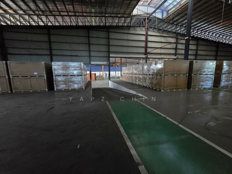 Warehouse for Rent in Bukit Jelutong (Shah Alam) - Yapz Chin - Interior - PropertyGuru.com.my