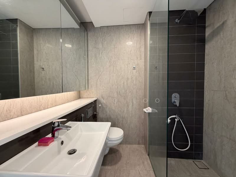 Servis Apartment untuk Disewa di Cantara Residences - Zyang Loo - Bathroom - PropertyGuru.com.my