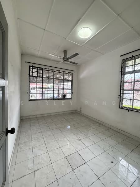 1-storey Terraced House for Sale in Taman Perling (Perling) - Shirley Pang - Interior - PropertyGuru.com.my