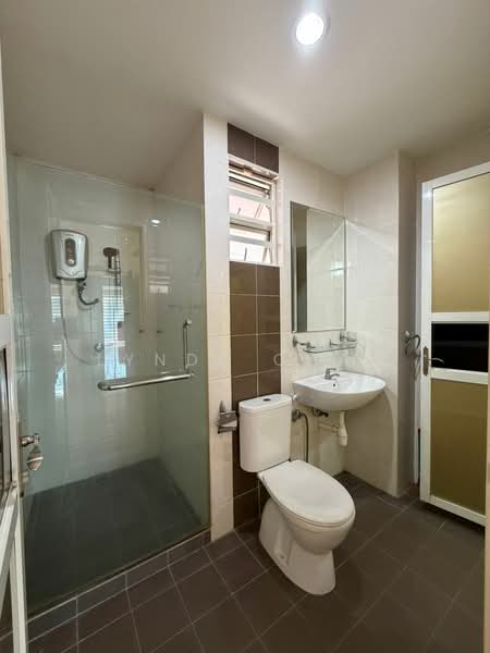 3 Storey Terrace Persiaran Paya Terubong, Bayan Lepas untuk Untuk Dijual - RM 1,600,000, Mac 2026 - Bathroom - PropertyGuru.com.my