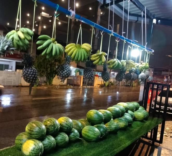 Untuk Disewa - Commercial Double-Storey Space for Rent – Len Seng, Cheras