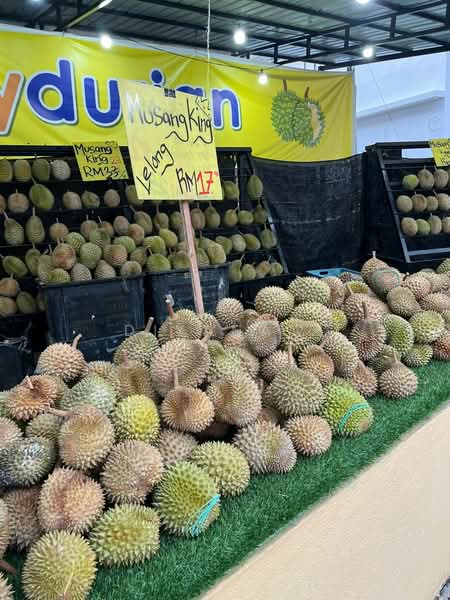 Untuk Disewa - Commercial Double-Storey Space for Rent – Len Seng, Cheras