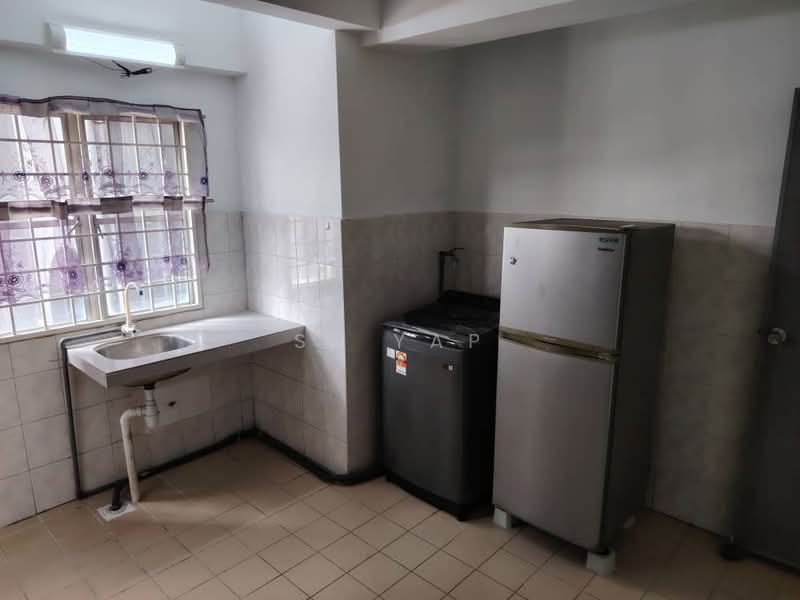 Endah Ria untuk Untuk Disewa - RM 1,750 /bulan, Mac 2026 - Kitchen - PropertyGuru.com.my