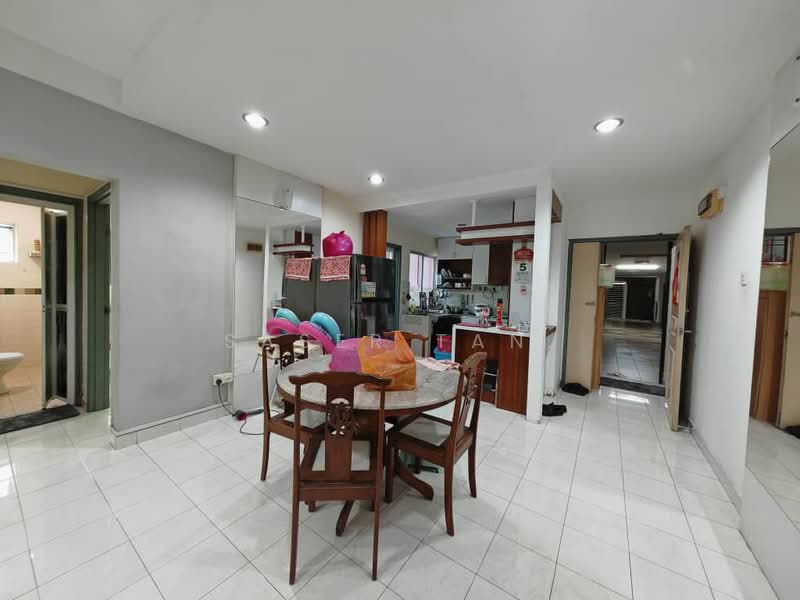 Apartment for Sale at Bistari Impian Apartment - SASER TAN. - Kitchen - PropertyGuru.com.my