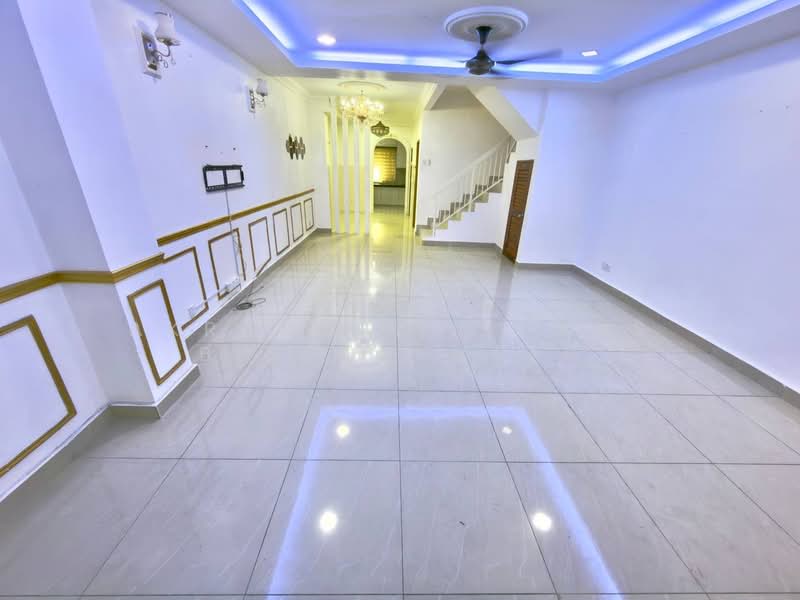 Terraced House for Sale in Bandar Tasik Puteri (Rawang) - Akramin Firdaus Bin Mokhtar - Living Room - PropertyGuru.com.my