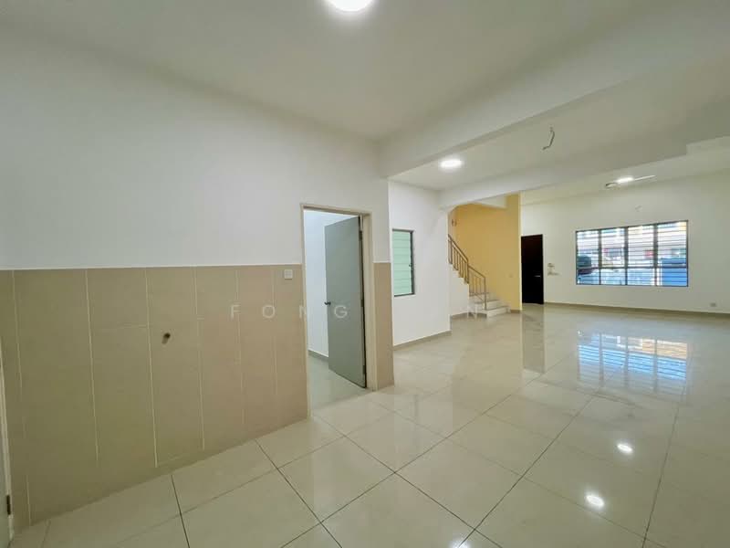 Terraced House for Sale in Setia Indah (Setia Alam) - Fong Yan - Living Room - PropertyGuru.com.my