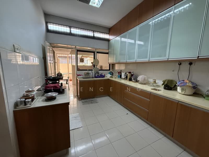2.5-storey Terraced House for Sale in SS3 (Petaling Jaya) - Clemence Ngew - Kitchen - PropertyGuru.com.my