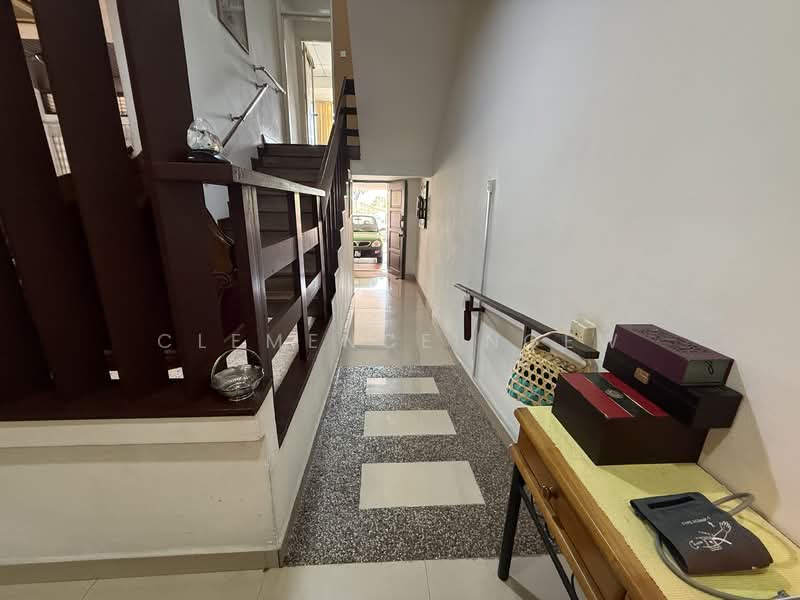 2.5-storey Terraced House for Sale in SS3 (Petaling Jaya) - Clemence Ngew - Entrance - PropertyGuru.com.my