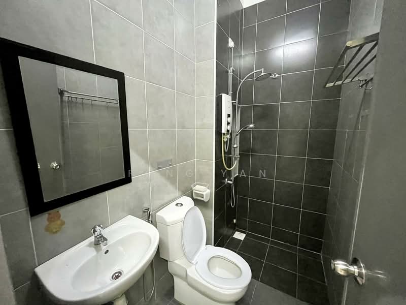 2-storey Terraced House for Sale in Setia Alam (Selangor) - Fong Yan - Bathroom - PropertyGuru.com.my