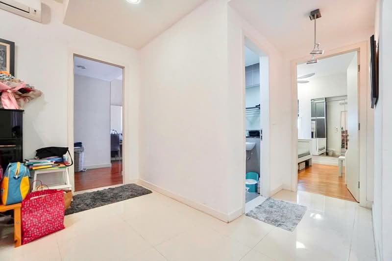 Service Residence for Sale at G Residence - Aulya A. - Corridor - PropertyGuru.com.my