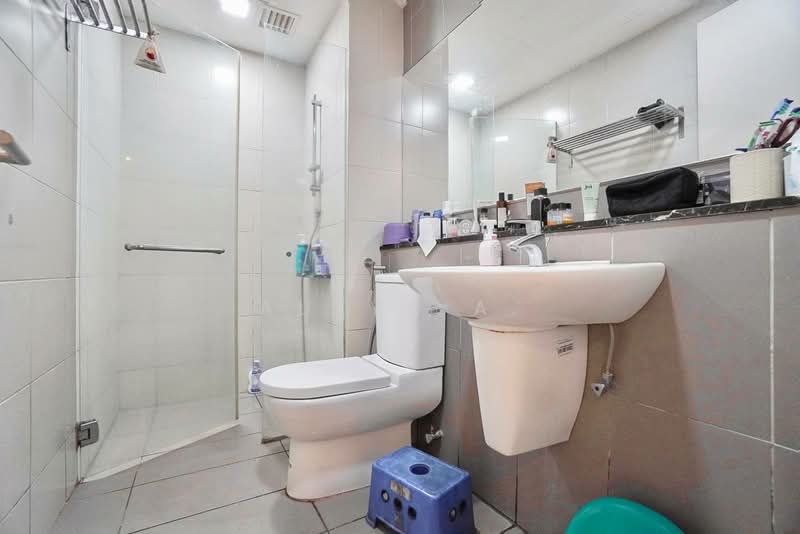 Service Residence for Sale at G Residence - Aulya A. - Bathroom - PropertyGuru.com.my