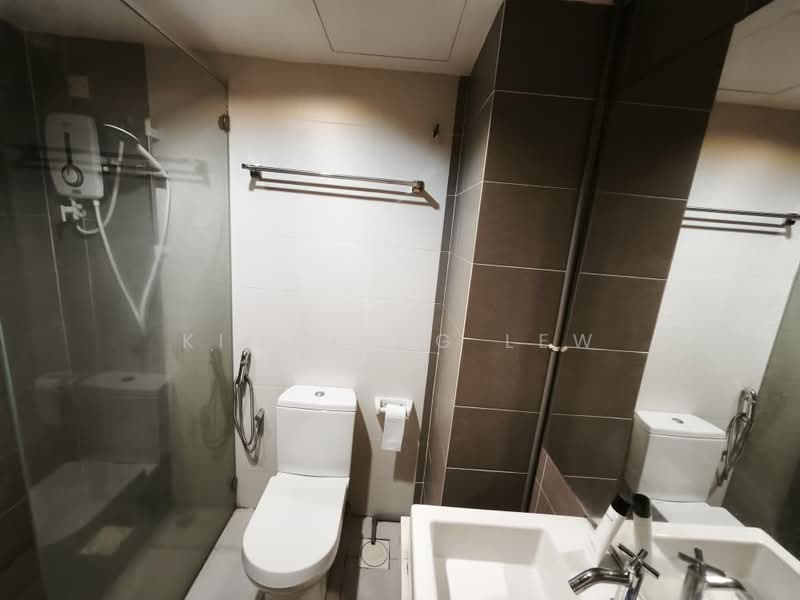 Condominium for Sale at First Residence (Residensi Unggul) - Kim Meng Lew - Bathroom - PropertyGuru.com.my