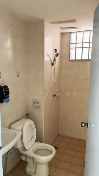 Condominium for Rent at Regency Heights Condo - Jerry Tan - Bathroom - PropertyGuru.com.my