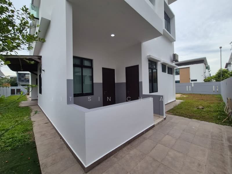 Bungalow for Rent in Bukit Indah (Iskandar Puteri (Nusajaya)) - Jit Sin Cheah - Exterior - PropertyGuru.com.my