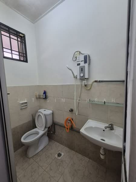 1-storey Terraced House for Rent in Bukit Indah (Iskandar Puteri (Nusajaya)) - Jit Sin Cheah - Bathroom - PropertyGuru.com.my