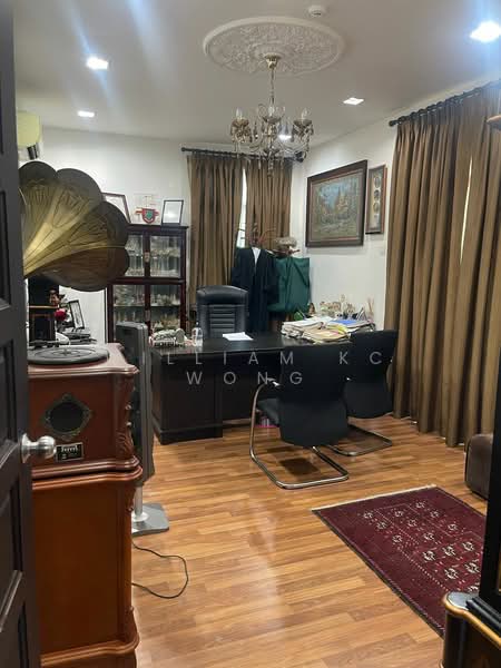 Bungalow for Sale in Pulau Tikus (George Town) - William KC Wong - Study - PropertyGuru.com.my