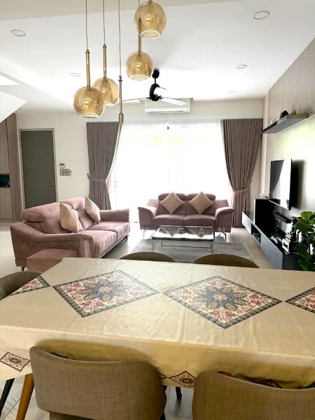 3-storey Terraced House for Sale in Puchong (Selangor) - Andy Gan - Living Room - PropertyGuru.com.my