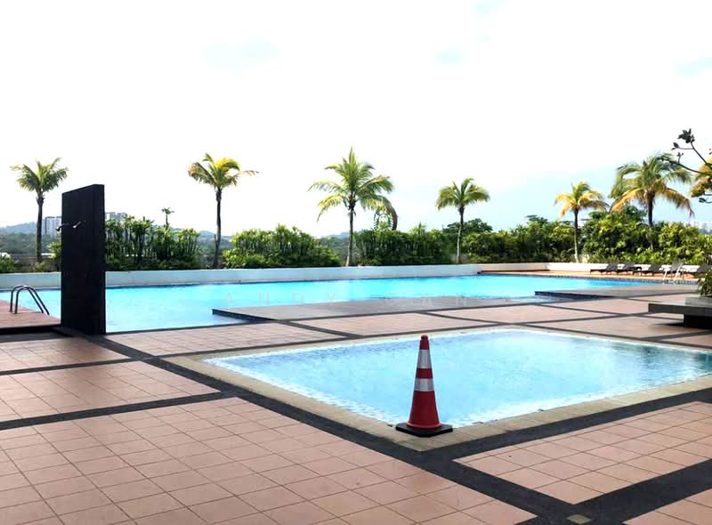 3-storey Terraced House for Sale in Puchong (Selangor) - Andy Gan - Pool - PropertyGuru.com.my