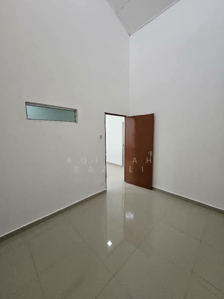 1-storey Terraced House for Sale in Bukit Beruntung (Selangor) - Aqillah Razali - PropertyGuru.com.my