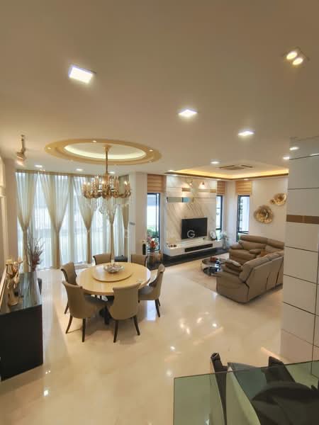 Rumah Berkembar untuk Dijual di Taman Adda Heights (Tebrau) - Yucong . - Living Room - PropertyGuru.com.my