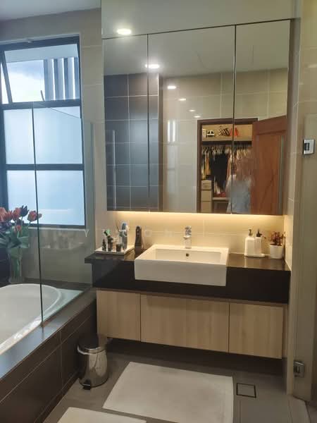 Rumah Berkembar untuk Dijual di Taman Adda Heights (Tebrau) - Yucong . - Bathroom - PropertyGuru.com.my