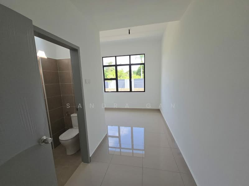 2-storey Terraced House for Sale in Taman Ponderosa (Johor Bahru) - Sandra Gan - Bathroom - PropertyGuru.com.my