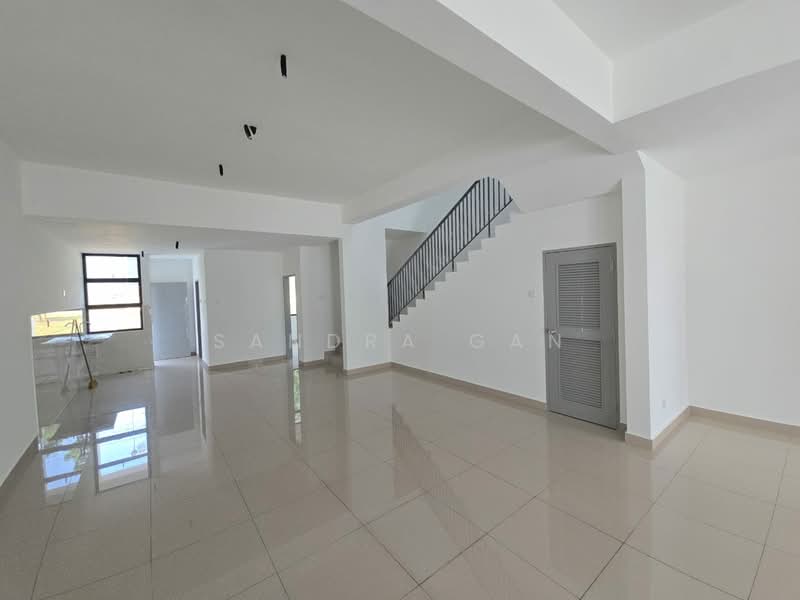 2-storey Terraced House for Sale in Taman Ponderosa (Johor Bahru) - Sandra Gan - Living Room - PropertyGuru.com.my