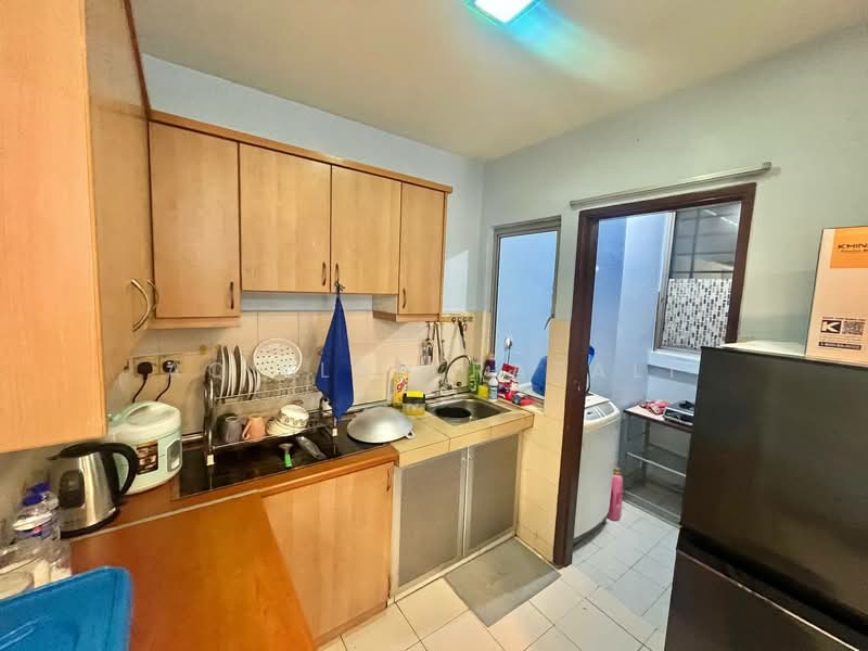 Condominium for Sale at Park Avenue - Aqillah Razali - Kitchen - PropertyGuru.com.my