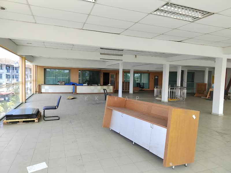 Shop for Rent in Taman Bachang Jaya (Bachang) - KK Yap - Interior - PropertyGuru.com.my
