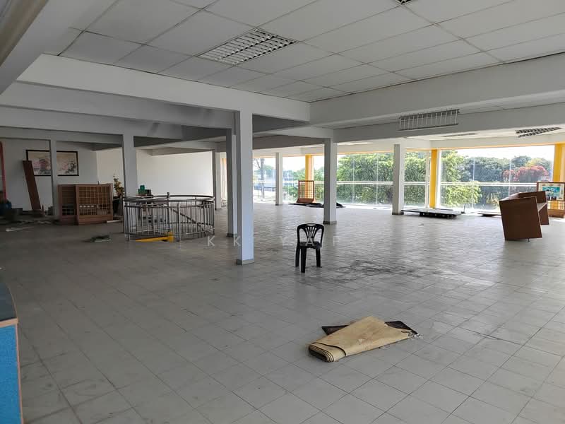 Shop for Rent in Taman Bachang Jaya (Bachang) - KK Yap - Interior - PropertyGuru.com.my
