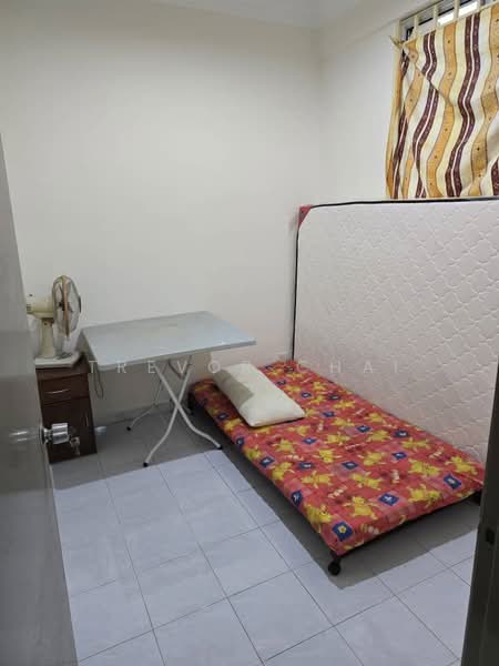 Apartment for Sale at Pangsapuri Pelangi - Trevor Chai - Bedroom - PropertyGuru.com.my