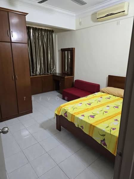 Apartment for Sale at Pangsapuri Pelangi - Trevor Chai - Bedroom - PropertyGuru.com.my