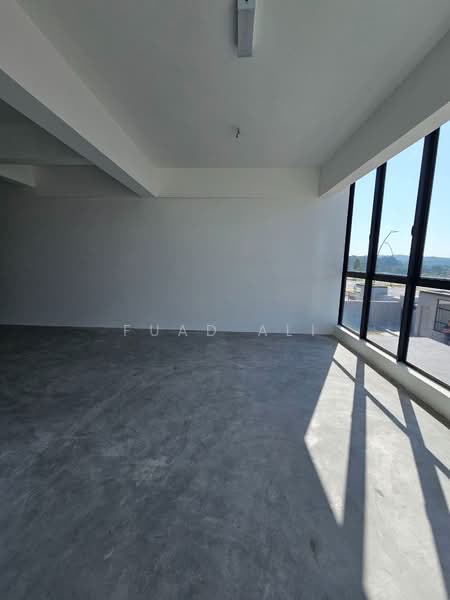 Factory for Rent in Sungai Buloh (Selangor) - Fuad Ali - Interior - PropertyGuru.com.my