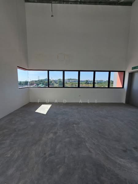 Factory for Rent in Sungai Buloh (Selangor) - Fuad Ali - Interior - PropertyGuru.com.my