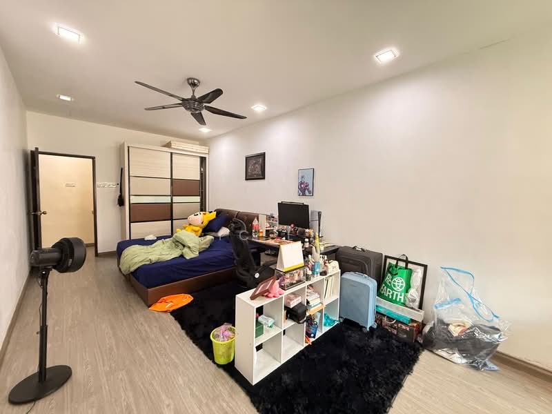 2-storey Terraced House for Sale in Taman Skudai Baru (Skudai) - Vic Lim - Bedroom - PropertyGuru.com.my