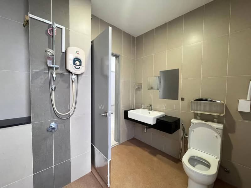 2-storey Terraced House for Rent in Iskandar Puteri (Nusajaya) (Johor) - Liew Lih Yi - Bathroom - PropertyGuru.com.my