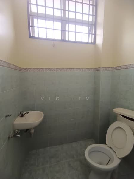 1-storey Terraced House for Sale in Bukit Indah (Iskandar Puteri (Nusajaya)) - Vic Lim - Bathroom - PropertyGuru.com.my