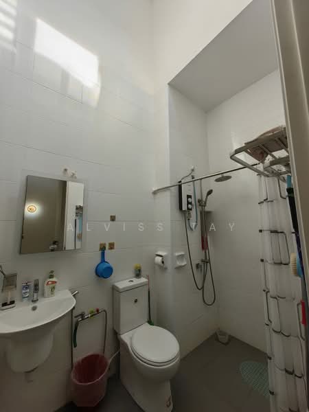 Terraced House for Sale in Johor Bahru (Johor) - Alviss Tay - Bathroom - PropertyGuru.com.my