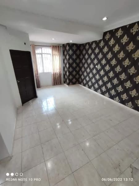 2-storey Terraced House for Sale in Kluang (Johor) - Shanel Tee - Interior - PropertyGuru.com.my