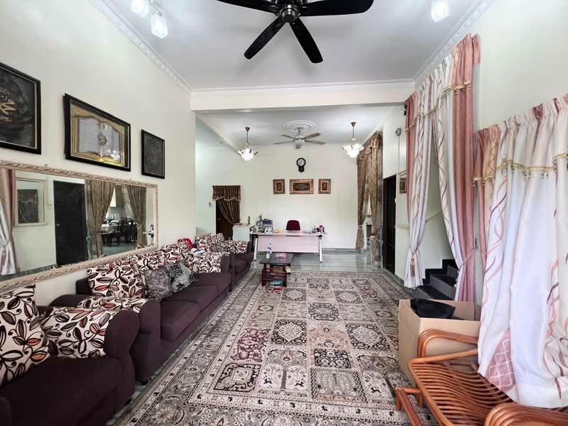 Taman Bangi Villa untuk Untuk Dijual - RM 1,990,000, Feb 2026 - Living Room - PropertyGuru.com.my
